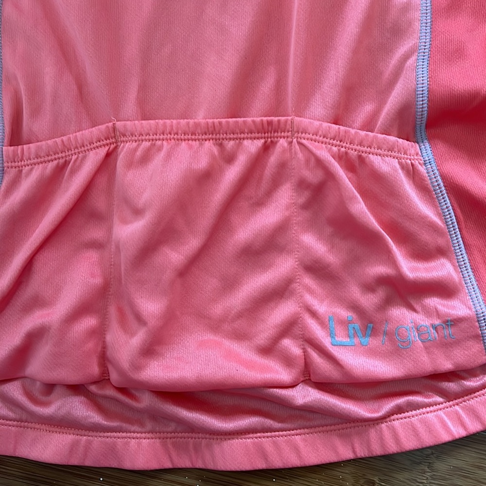 Biking Jersey Top Libv / Giant Like New Coral Sz Small 3 back pockets - Picture 4 of 6